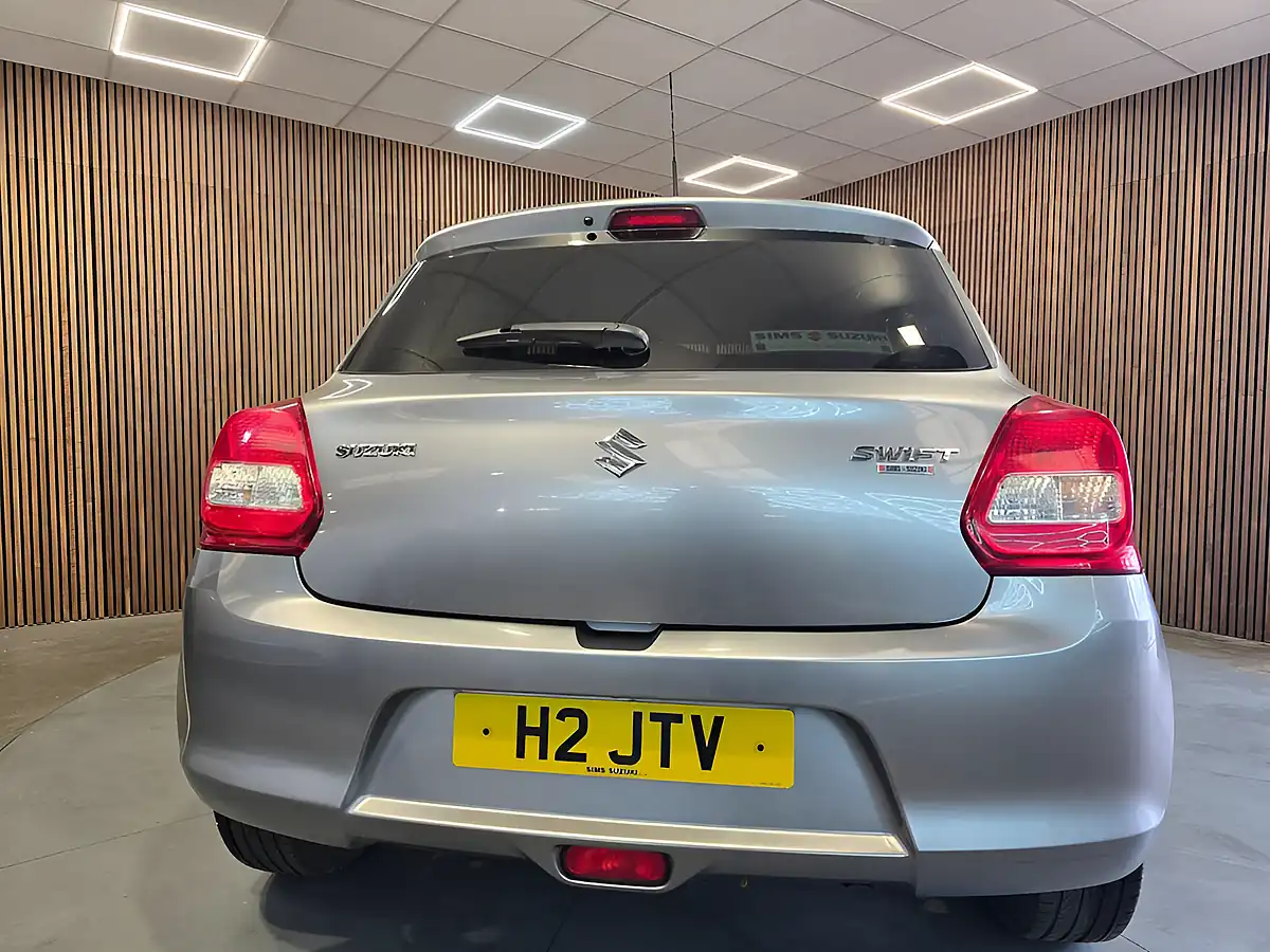Used 2017 Suzuki Swift Sz-T Silver - Interior and Exterior details 7