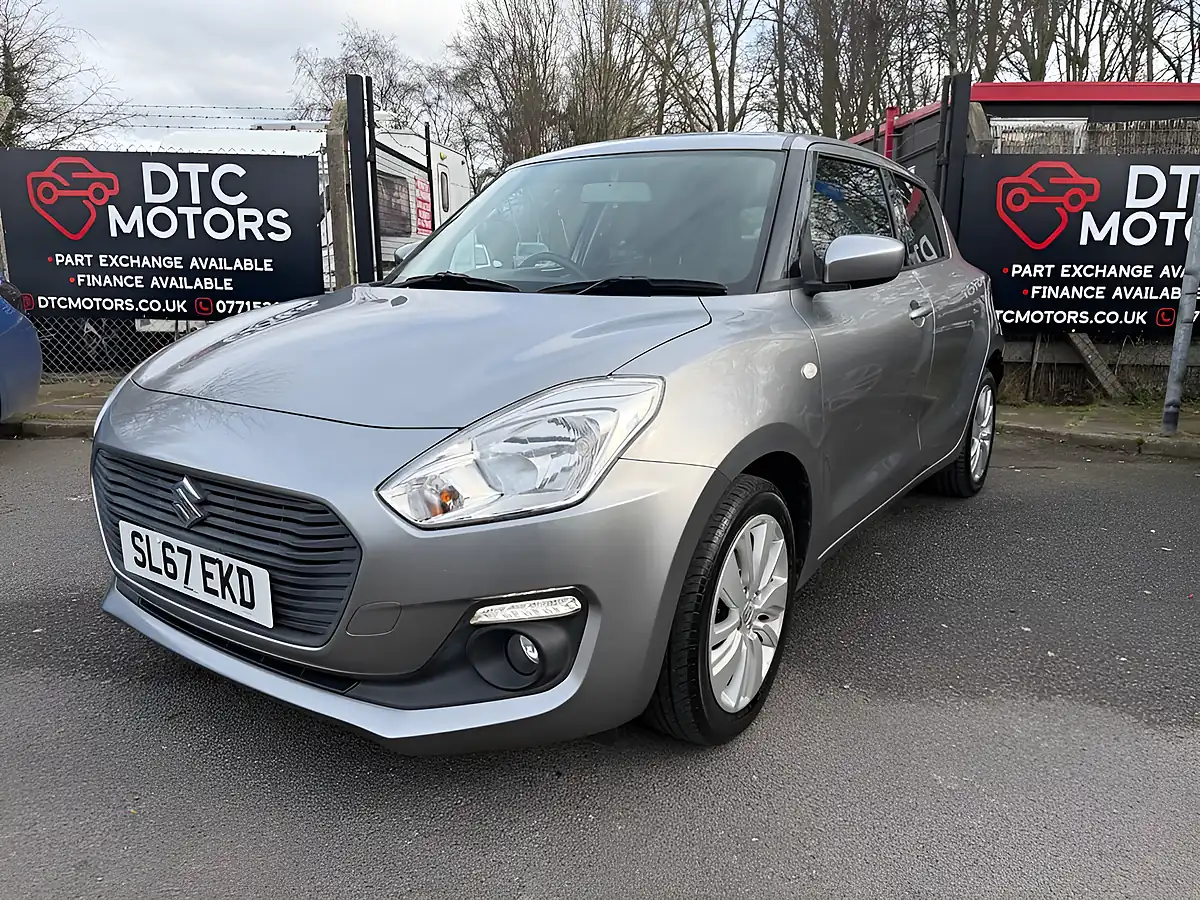Used 2017 Suzuki Swift Sz-T Silver - Interior and Exterior details 2