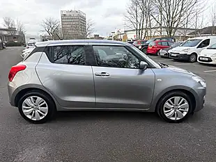Used 2017 Suzuki Swift Sz-T Silver - Interior and Exterior details 6