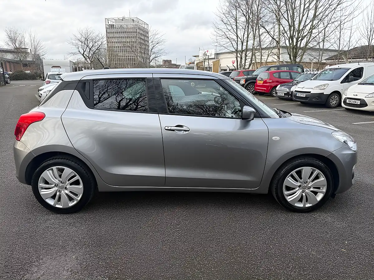 Used 2017 Suzuki Swift Sz-T Silver - Interior and Exterior details 6
