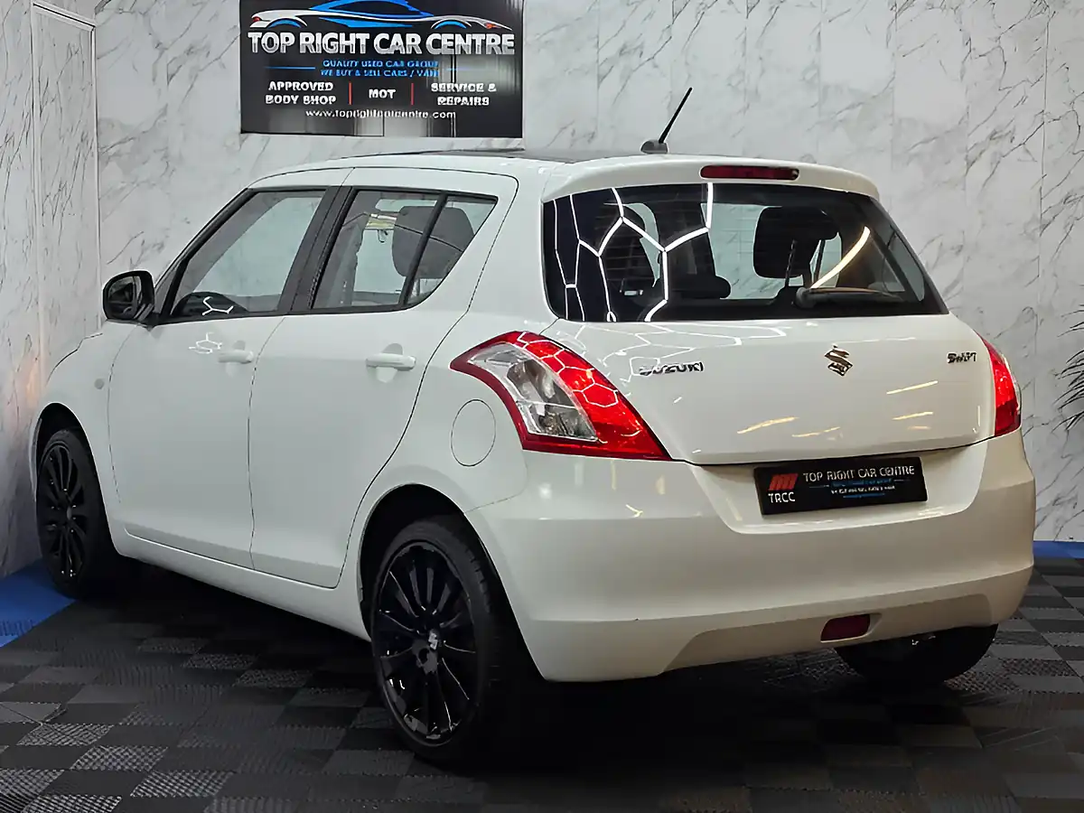 Used 2017 Suzuki Swift SZ2 White - Interior and Exterior details 5