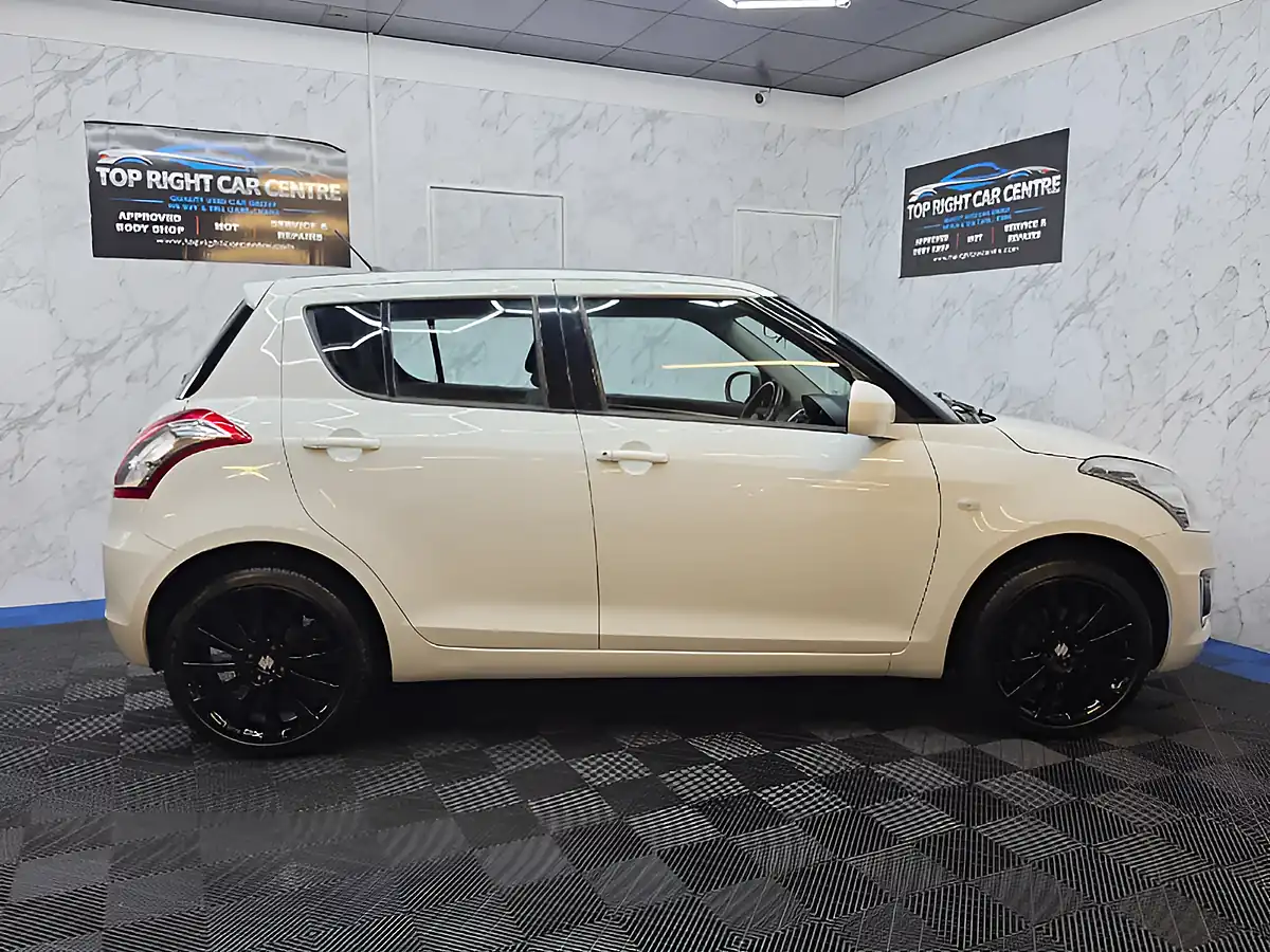 Used 2017 Suzuki Swift SZ2 White - Interior and Exterior details 6