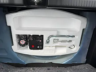 Used 2017 Suzuki Swift SZ3 Blue - Interior and Exterior details 16