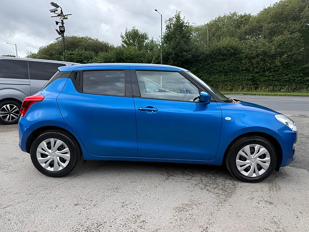 Used 2017 Suzuki Swift SZ3 Blue - Interior and Exterior details 2