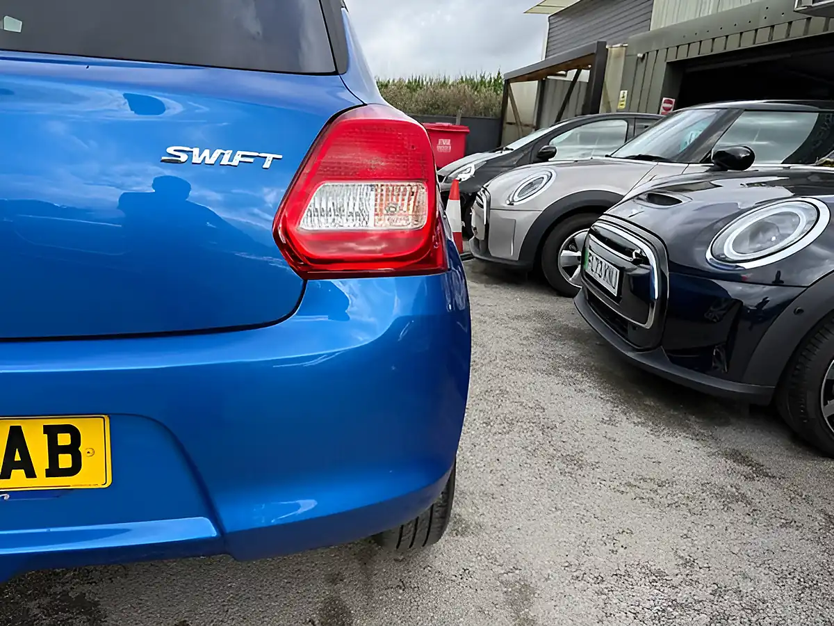 Used 2017 Suzuki Swift SZ3 Blue - Interior and Exterior details 9