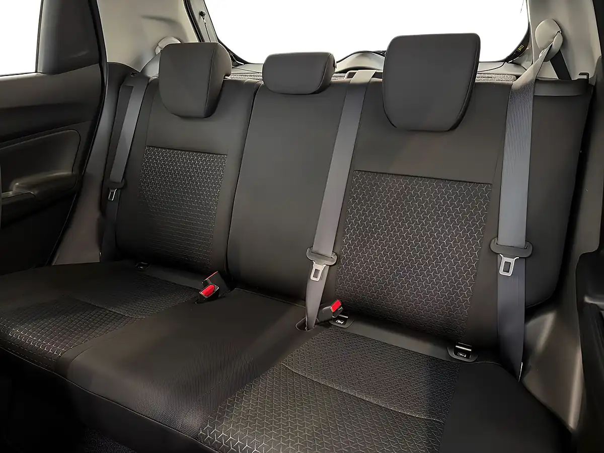 Used 2017 Suzuki Swift SZ5 Silver - Interior and Exterior details 15