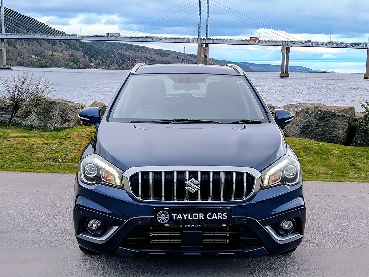 Used 2017 Suzuki SX4 S-Cross Sz-T Blue - Interior and Exterior details 2