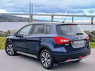 Used 2017 Suzuki SX4 S-Cross Sz-T Blue - Interior and Exterior details 7