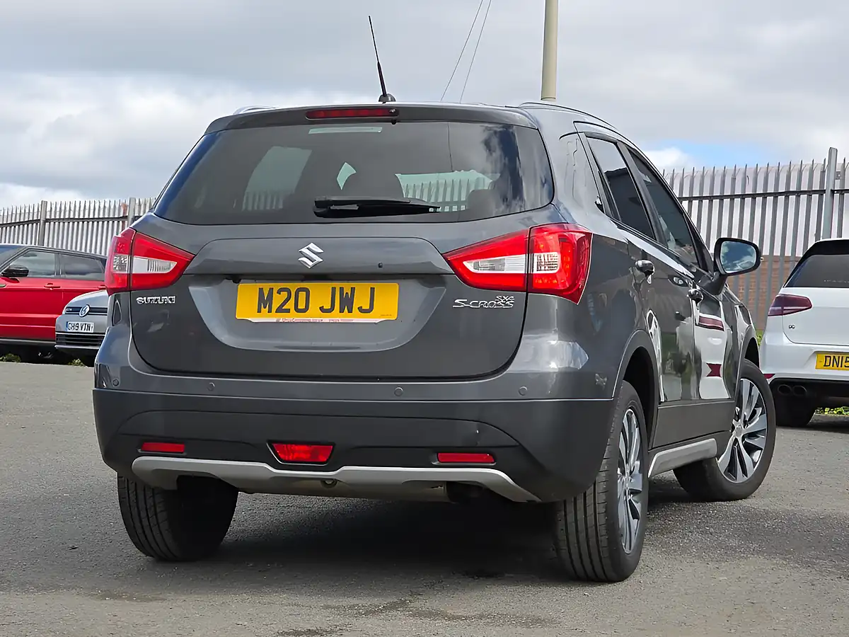 Used 2017 Suzuki SX4 S-Cross Sz-T Grey - Interior and Exterior details 10