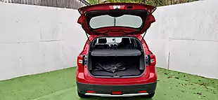Used 2017 Suzuki Sx4 S-Cross Sz-T Red - Interior and Exterior details 11