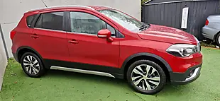 Used 2017 Suzuki Sx4 S-Cross Sz-T Red - Interior and Exterior details 4