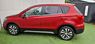 Used 2017 Suzuki Sx4 S-Cross Sz-T Red - Interior and Exterior details 7