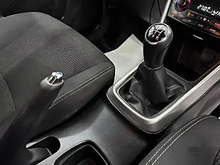 Used 2017 Suzuki SX4 S-Cross Sz-T White - Interior and Exterior details 15