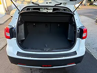 Used 2017 Suzuki Sx4 S-Cross Sz-T White - Interior and Exterior details 10