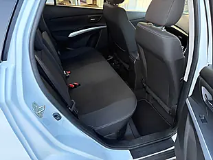 Used 2017 Suzuki Sx4 S-Cross Sz-T White - Interior and Exterior details 11