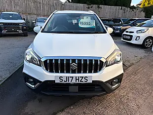 Used 2017 Suzuki Sx4 S-Cross Sz-T White - Interior and Exterior details 2