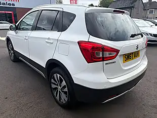 Used 2017 Suzuki SX4 S-Cross SZ5 Allgrip White - Interior and Exterior details 4