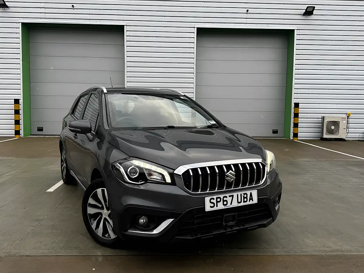 Used 2017 Suzuki SX4 S-Cross SZ5 Grey - Front View