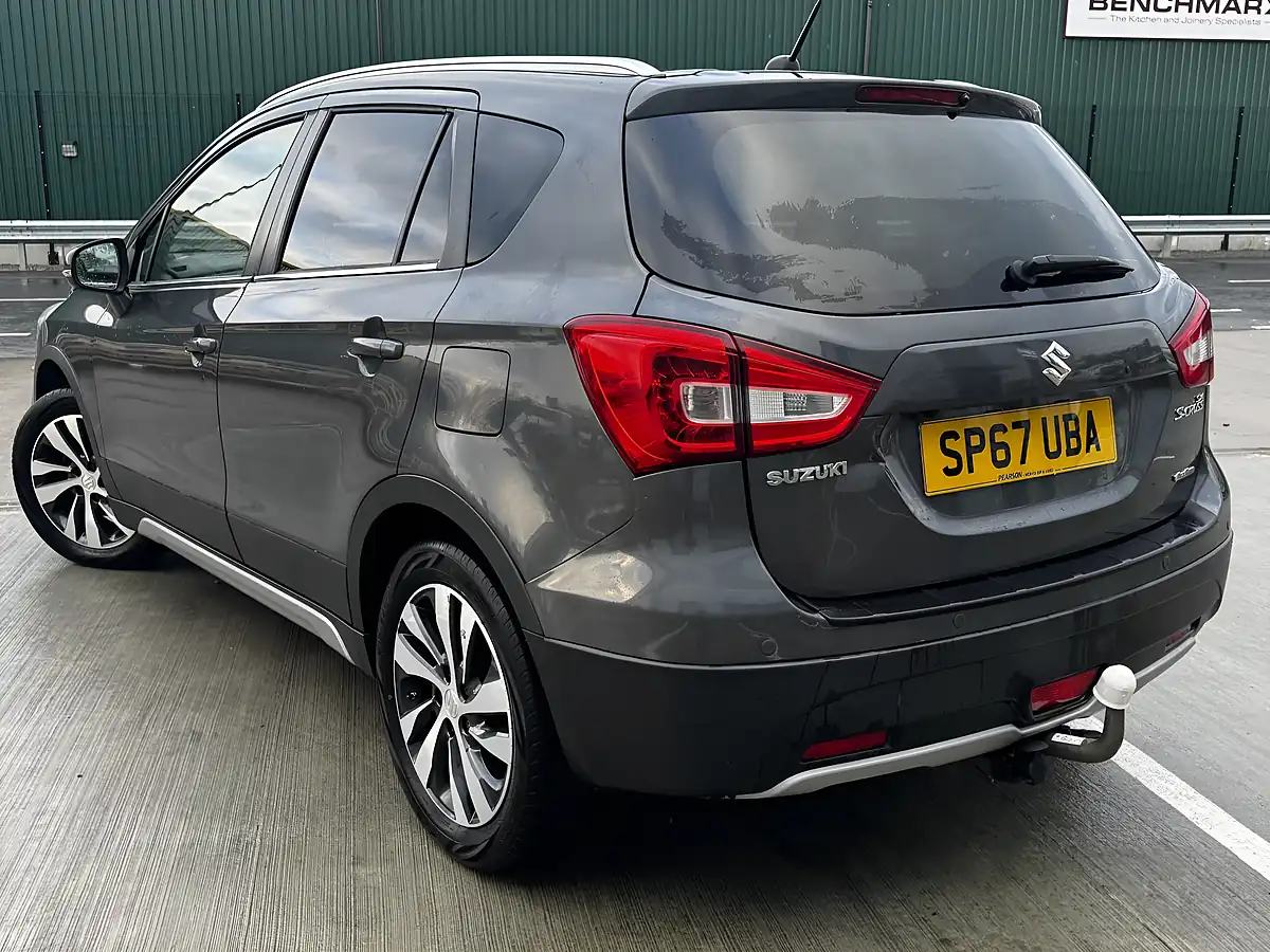 Used 2017 Suzuki SX4 S-Cross SZ5 Grey - Interior and Exterior details 5