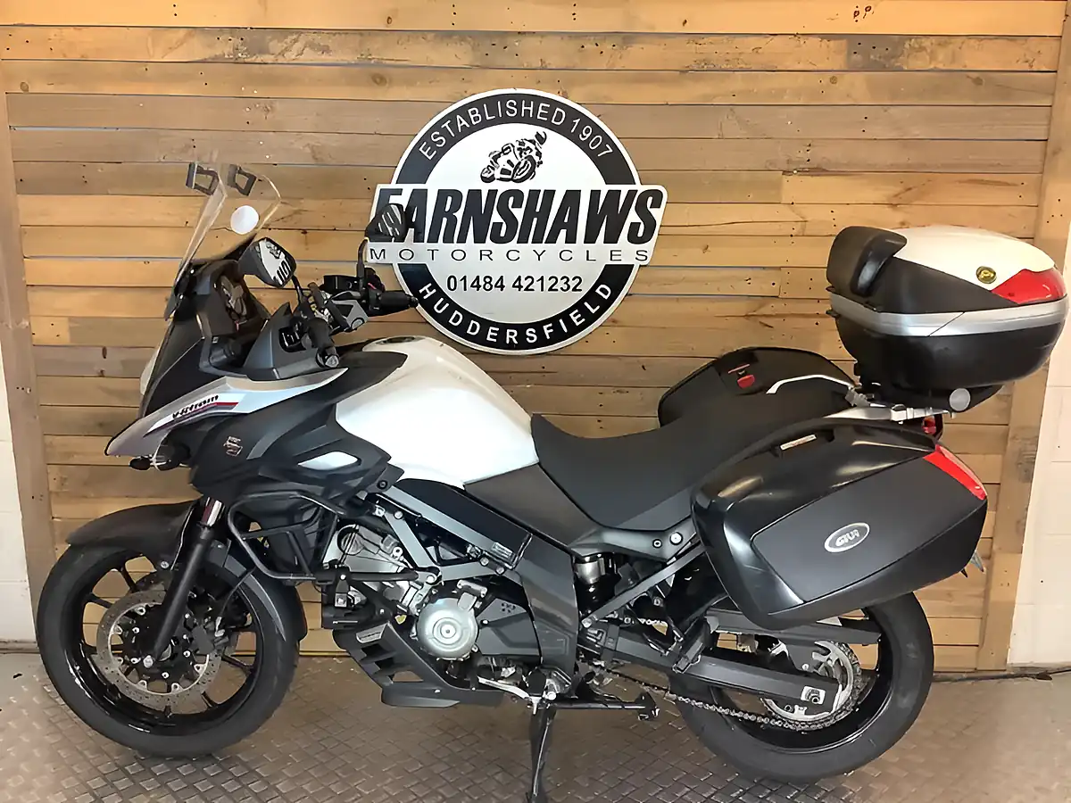 Used 2017 Suzuki V-Strom 650 White - Interior and Exterior details 2