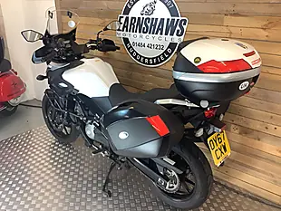 Used 2017 Suzuki V-Strom 650 White - Interior and Exterior details 6