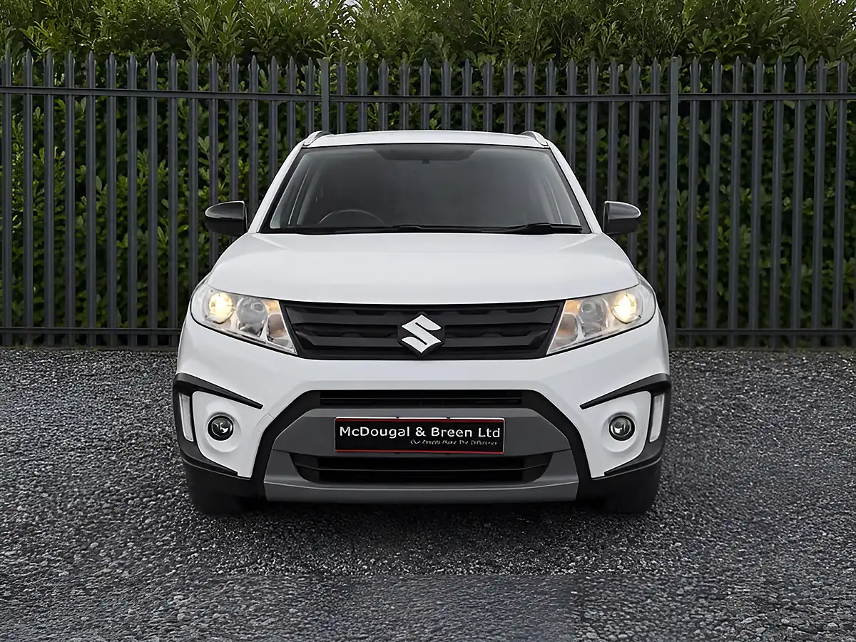 Used 2017 Suzuki Vitara Kuro White - Interior and Exterior details 3