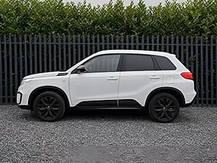 Used 2017 Suzuki Vitara Kuro White - Interior and Exterior details 5