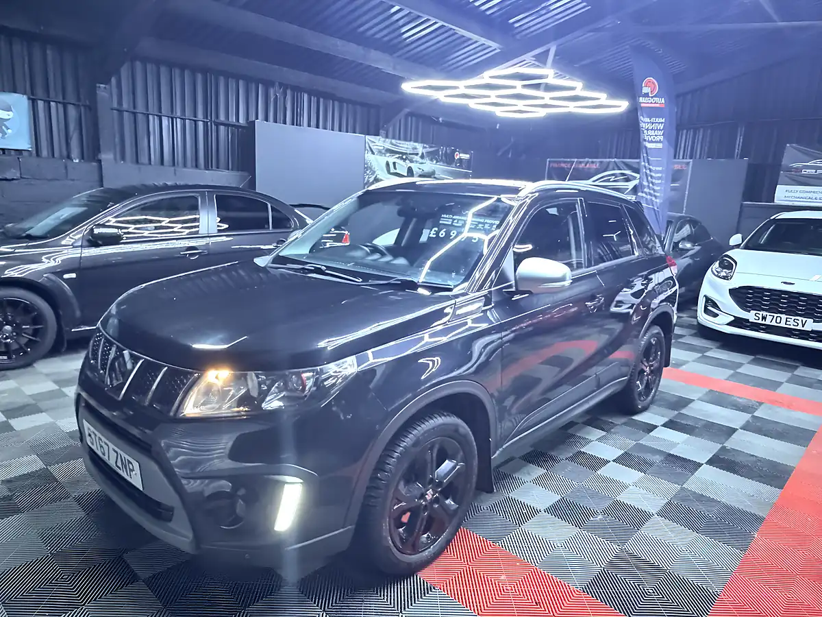 Used 2017 Suzuki Vitara S Black - Interior and Exterior details 10