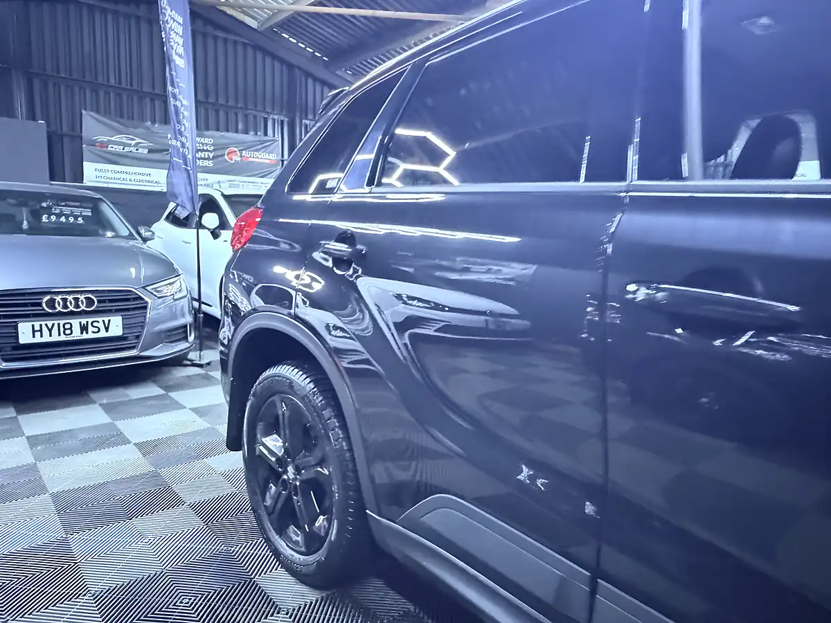 Used 2017 Suzuki Vitara S Black - Interior and Exterior details 11
