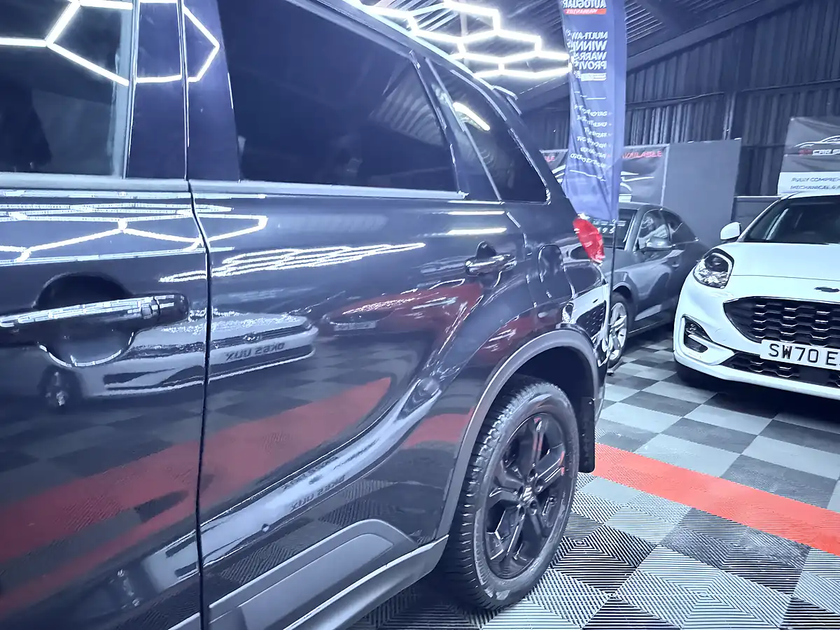 Used 2017 Suzuki Vitara S Black - Interior and Exterior details 12