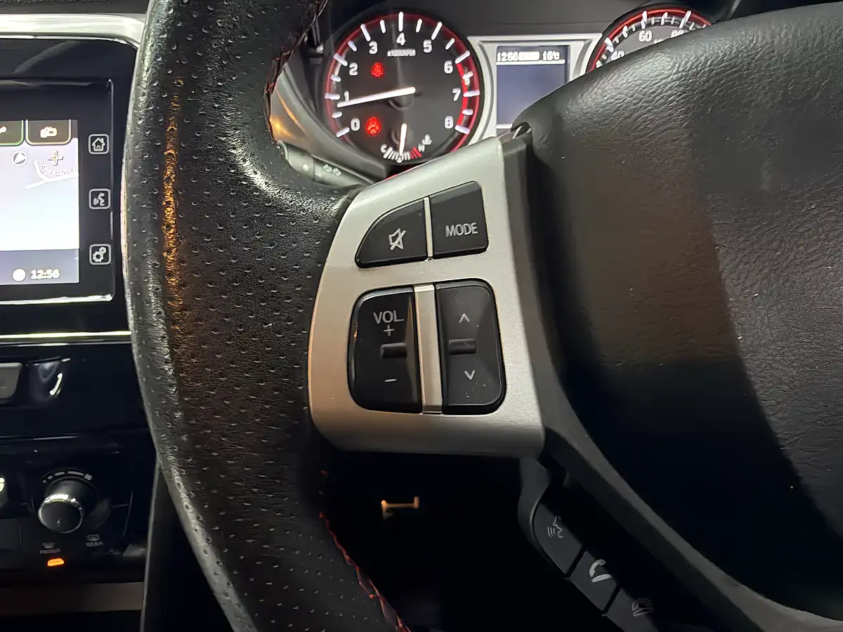 Used 2017 Suzuki Vitara S Black - Interior and Exterior details 19