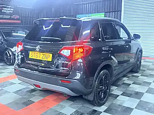 Used 2017 Suzuki Vitara S Black - Interior and Exterior details 9