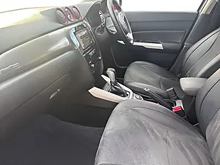Used 2017 Suzuki Vitara S Grey - Interior and Exterior details 10