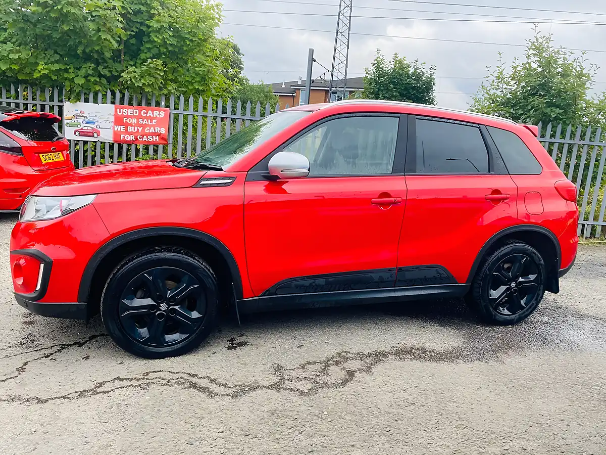 Used 2017 Suzuki Vitara S Red - Interior and Exterior details 12