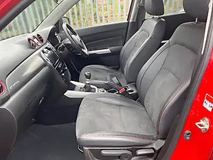 Used 2017 Suzuki Vitara S Red - Interior and Exterior details 5