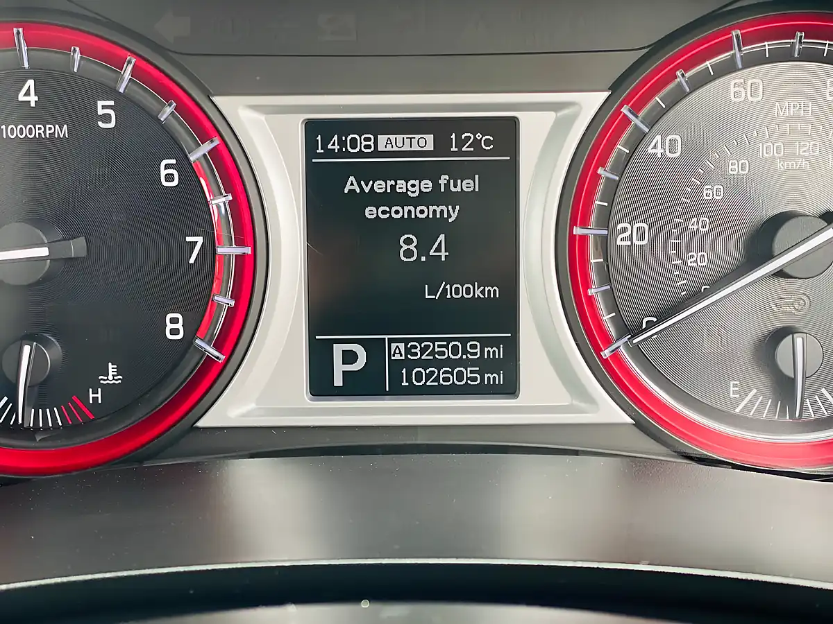 Used 2017 Suzuki Vitara S Red - Interior and Exterior details 16