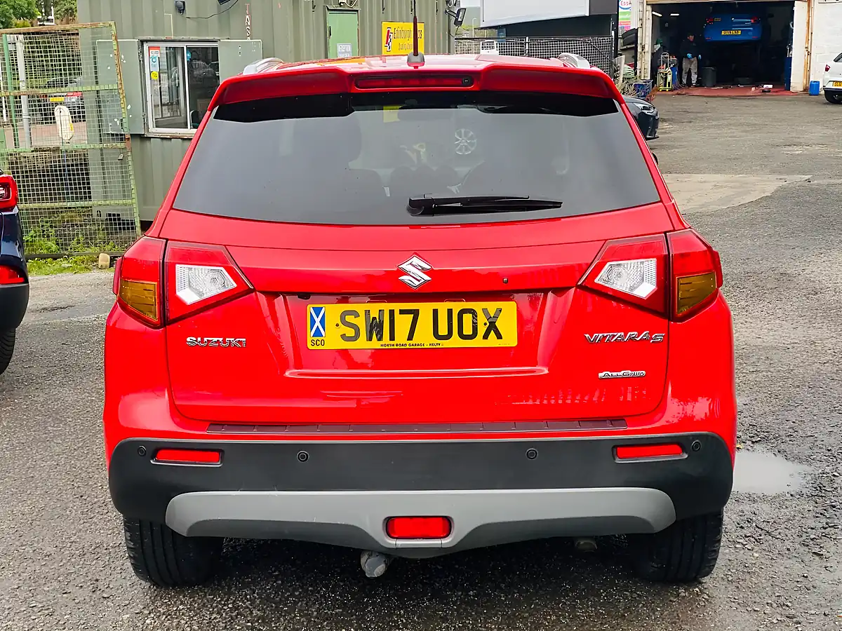 Used 2017 Suzuki Vitara S Red - Interior and Exterior details 9