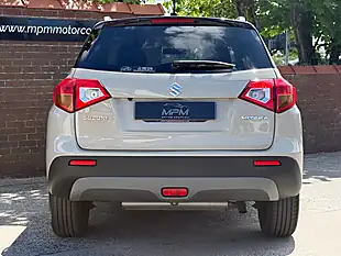 Used 2017 Suzuki Vitara Sz-T Beige - Interior and Exterior details 8