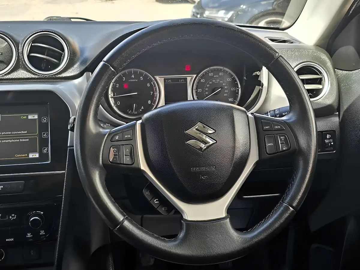 Used 2017 Suzuki Vitara Sz-T Grey - Interior and Exterior details 12