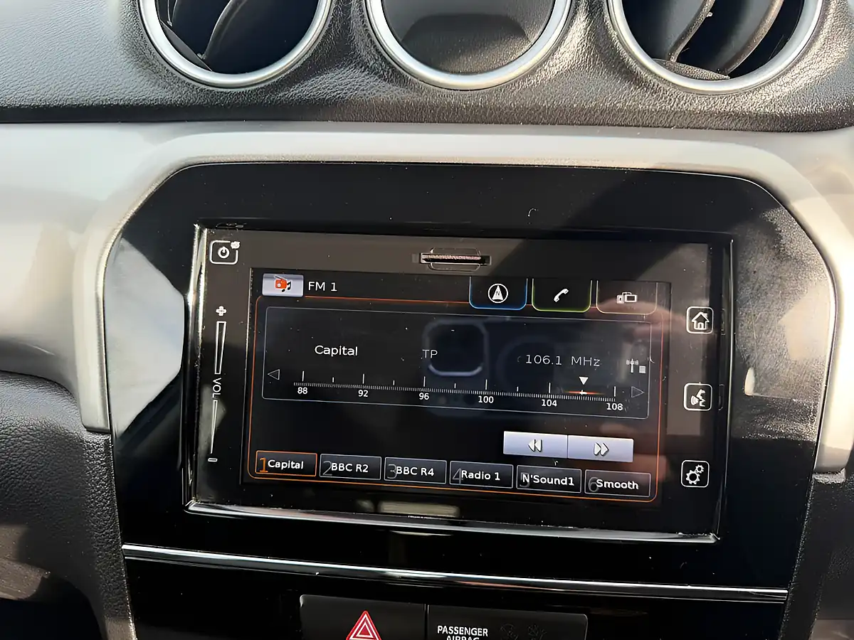 Used 2017 Suzuki Vitara Sz-T Grey - Interior and Exterior details 11