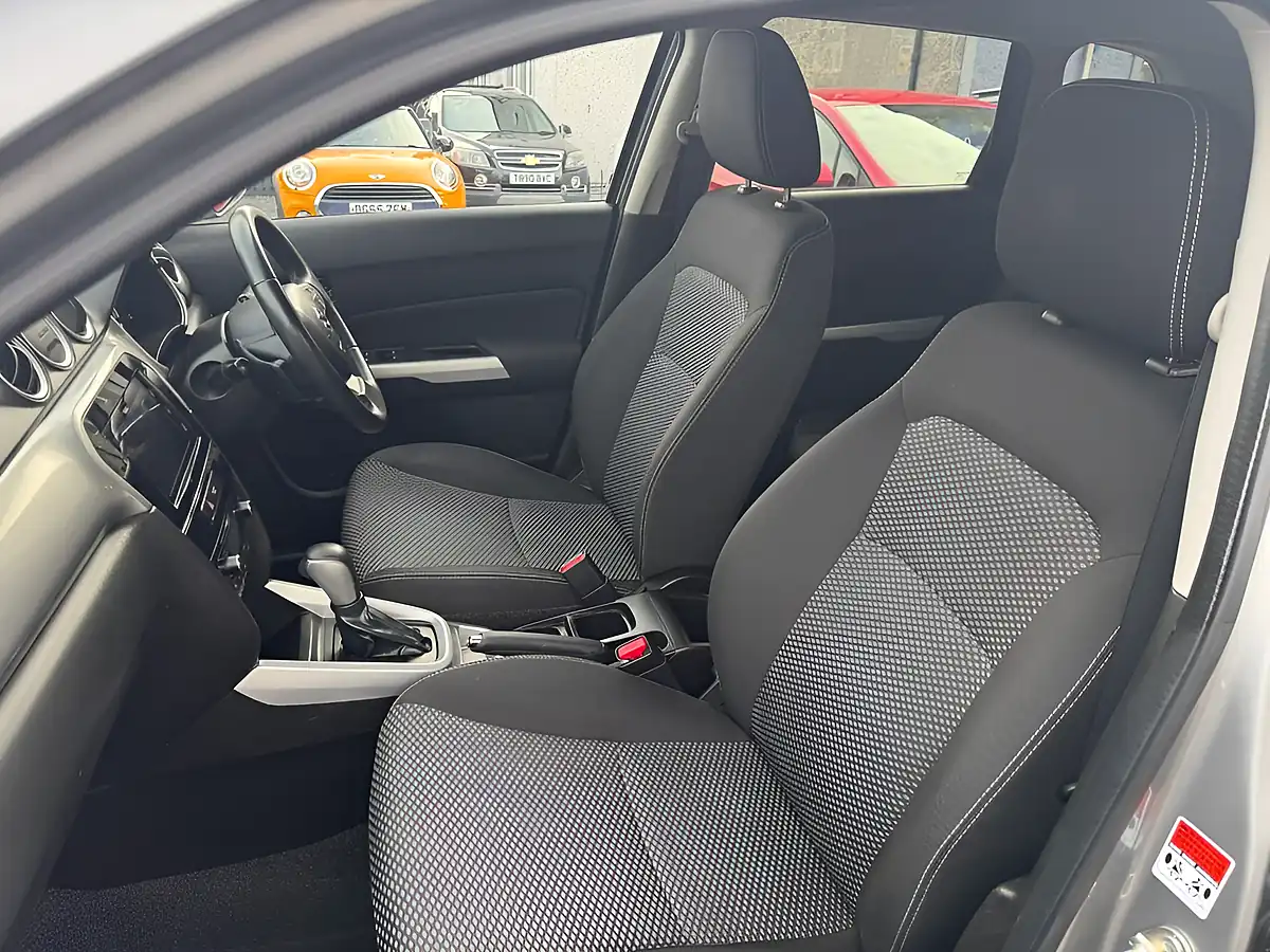 Used 2017 Suzuki Vitara Sz-T Grey - Interior and Exterior details 12