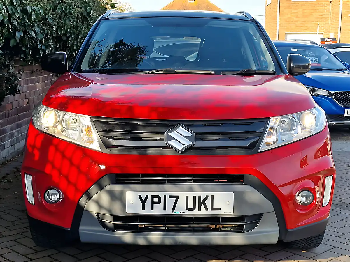 Used 2017 Suzuki Vitara Sz-T Red - Interior and Exterior details 6