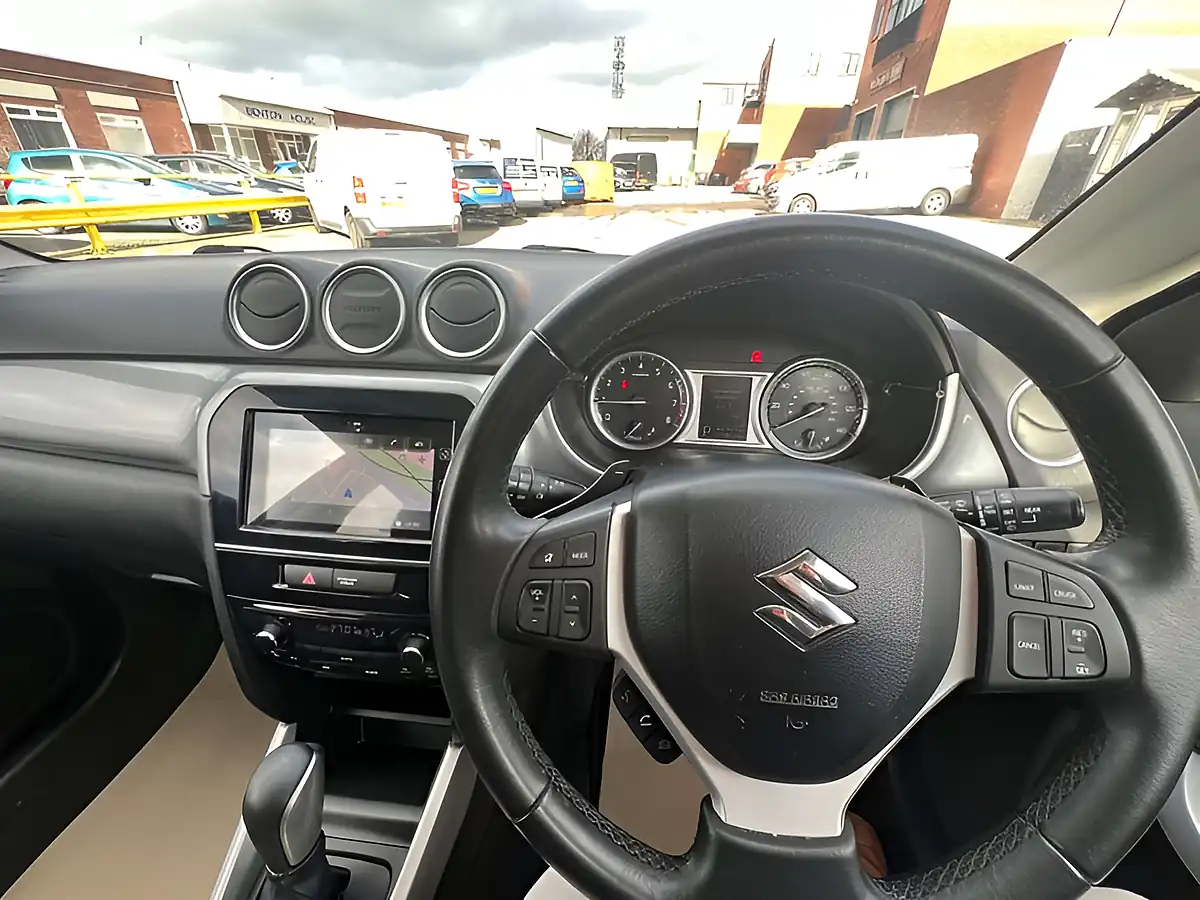 Used 2017 Suzuki Vitara Sz-T Rugged Galactic Grey - Interior and Exterior details 11