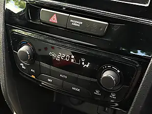 Used 2017 Suzuki Vitara Sz-T Silver - Interior and Exterior details 16