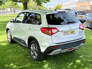 Used 2017 Suzuki Vitara Sz-T Silver - Interior and Exterior details 5