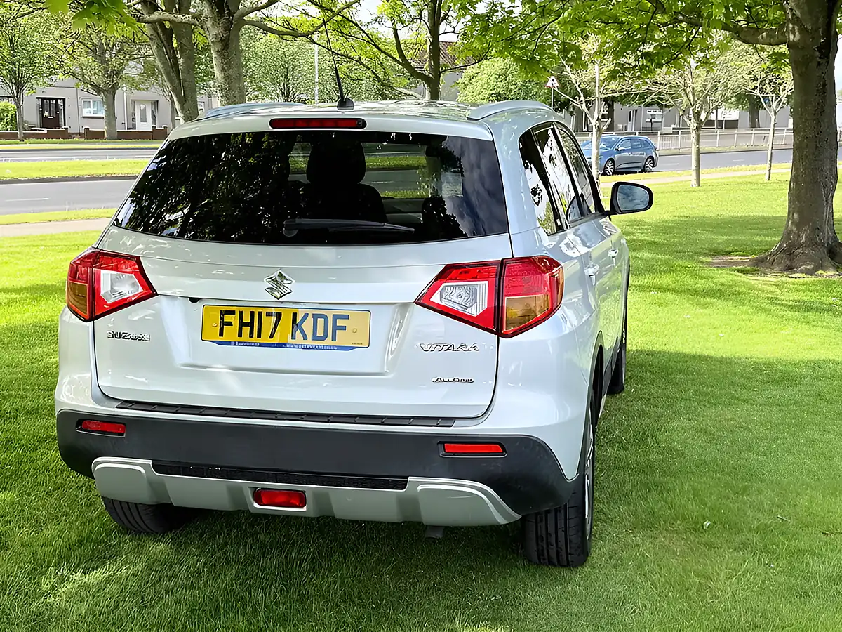 Used 2017 Suzuki Vitara Sz-T Silver - Interior and Exterior details 6
