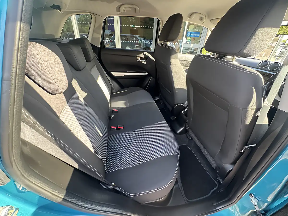 Used 2017 Suzuki Vitara Sz-T Turquoise - Interior and Exterior details 11