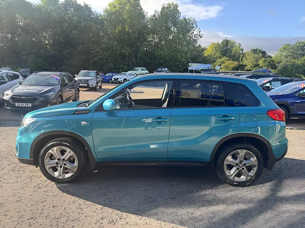 Used 2017 Suzuki Vitara Sz-T Turquoise - Interior and Exterior details 4