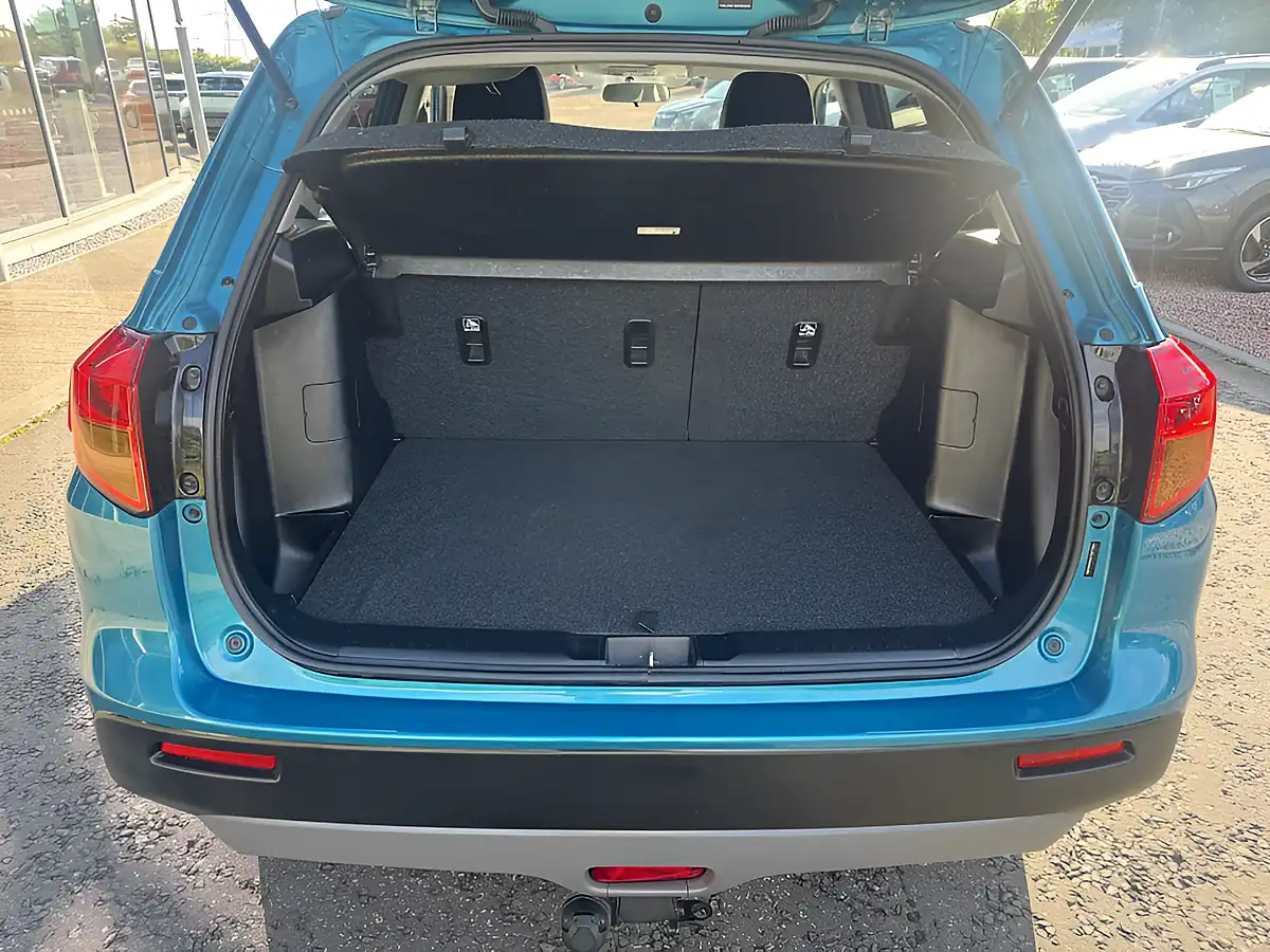 Used 2017 Suzuki Vitara Sz-T Turquoise - Interior and Exterior details 7