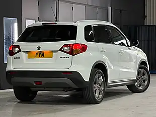 Used 2017 Suzuki Vitara Sz-T White - Interior and Exterior details 19